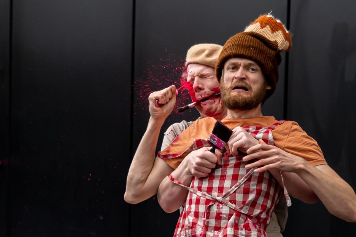 Colourful and messy comedy children's show coming to Gloucestershire