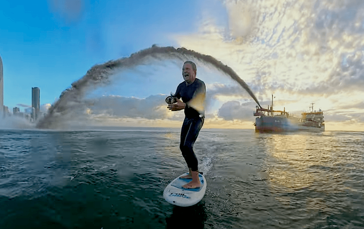 'Victory or Death': Surf Stunt Slammed by Police (Video)