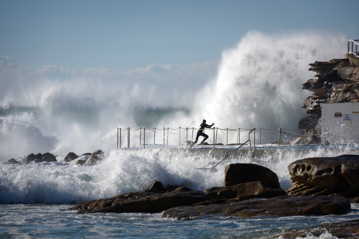 Record-Breaking Deaths Amidst Massive Swell in Australia