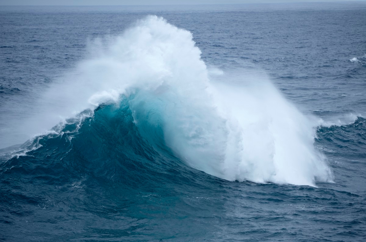 1,000-Foot Tall ‘Mega-Tsunami' Could Hit West Coast, Experts Warn