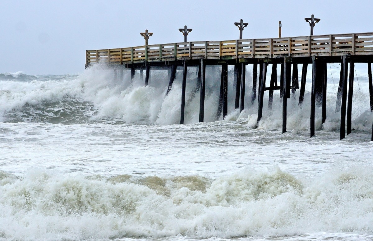 'Rough Surf, Dangerous Rip Currents': Hurricane Erin Boosts to Cat 5