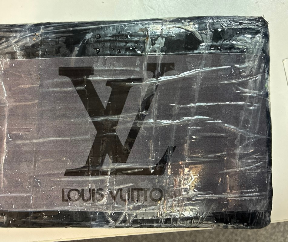 Cops Seize $400 Million of Cocaine in Australian Waters (Video)