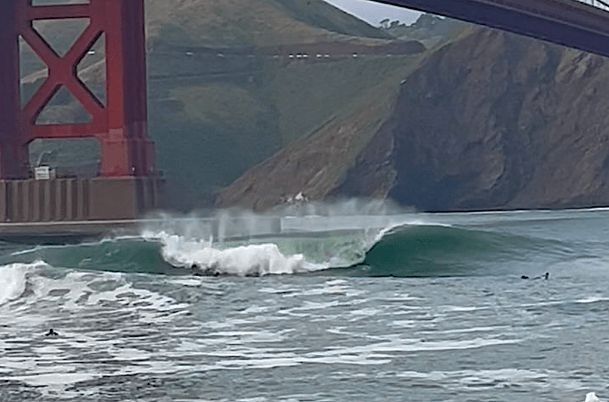 Massive Waves Slam Fort Point, San Francisco (Video)