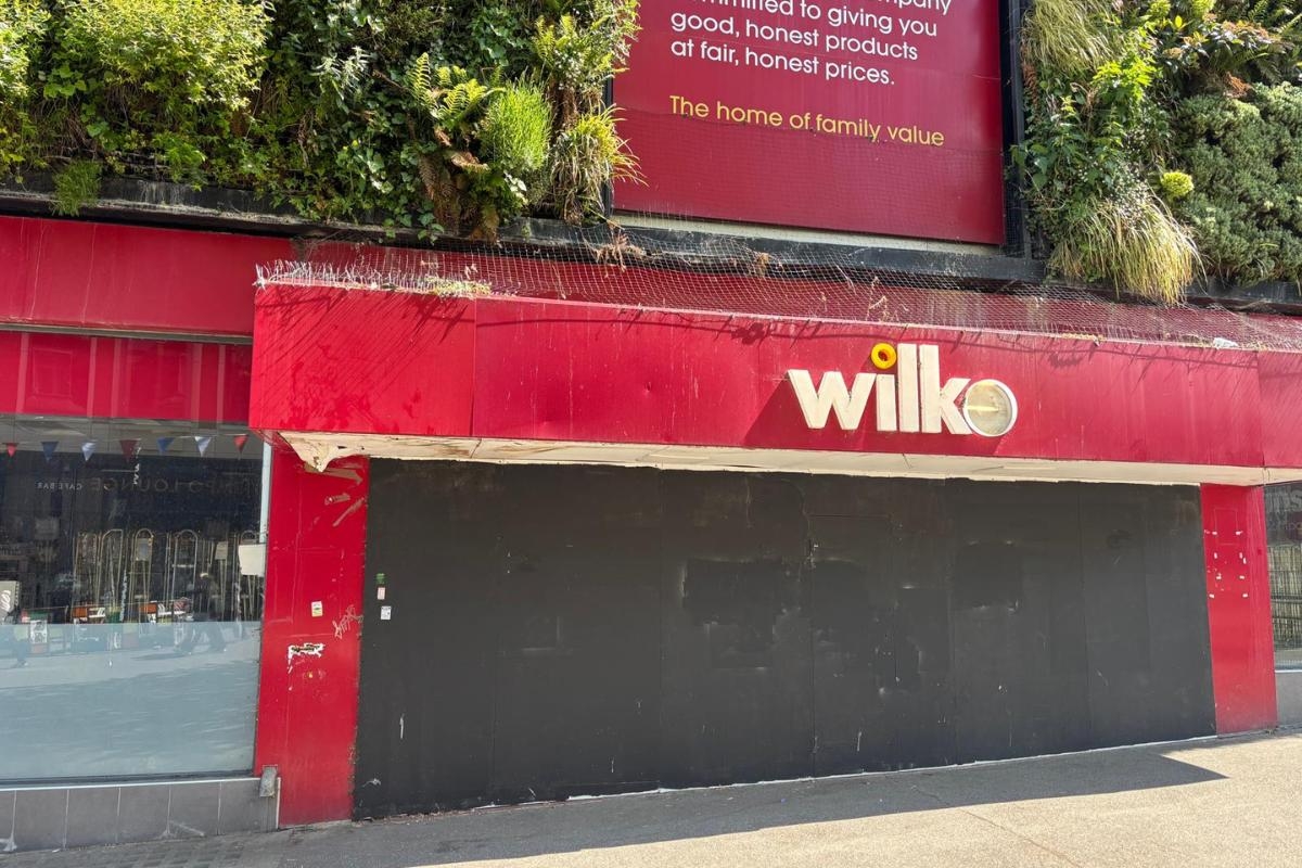 New 'quick, small' Sutton Lidl store wants to sell alcohol from early until late