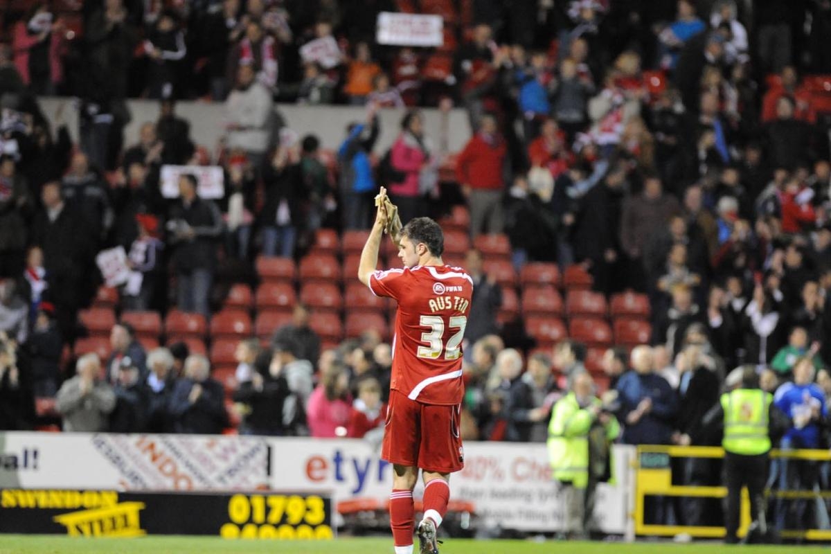 The next Charlie Austin? Non-League hitman to go on trial with Swindon