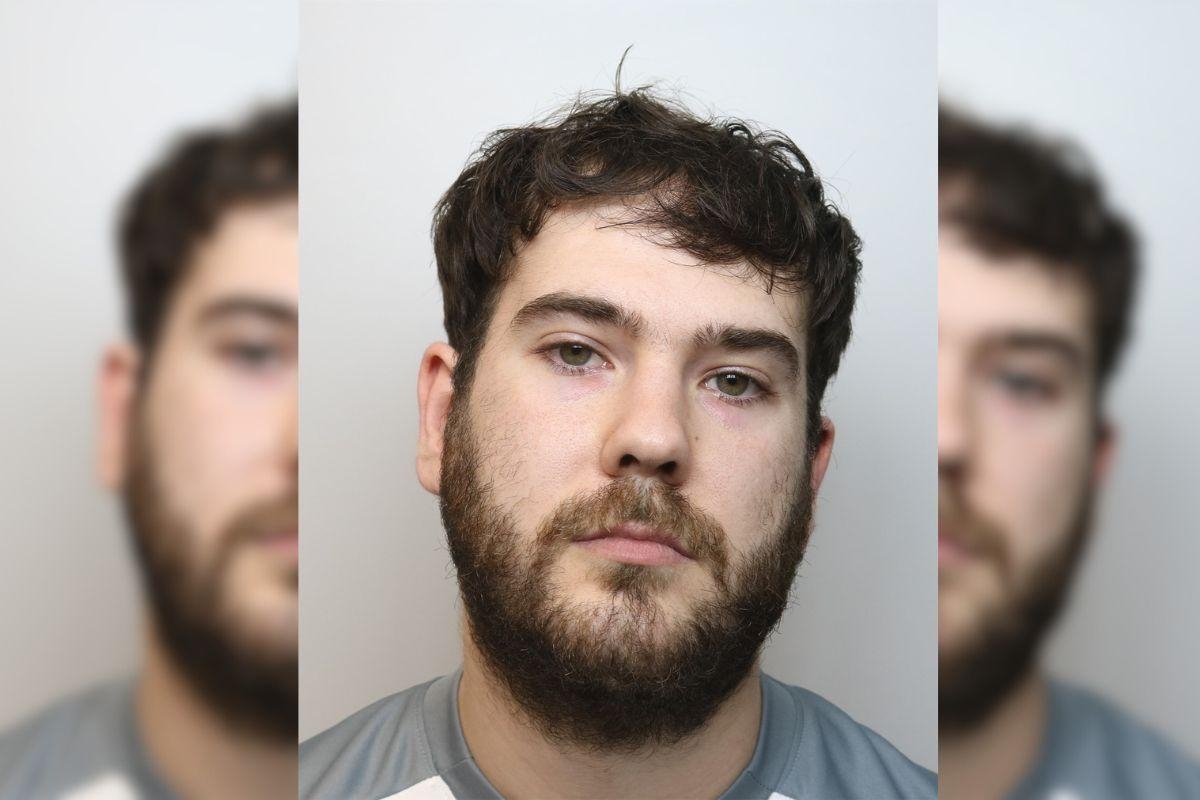 Public warned 'do not approach' wanted local man