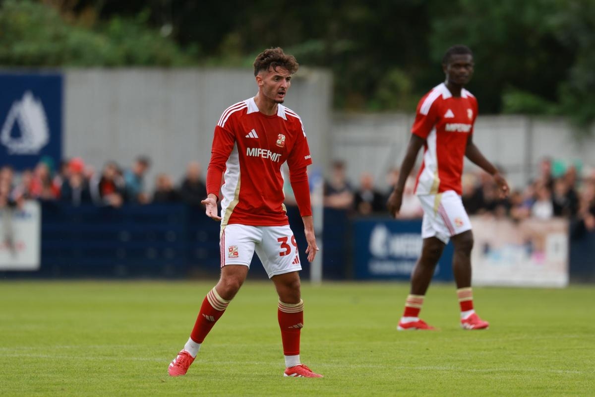Youngster Mitchell heads out on loan to National League South