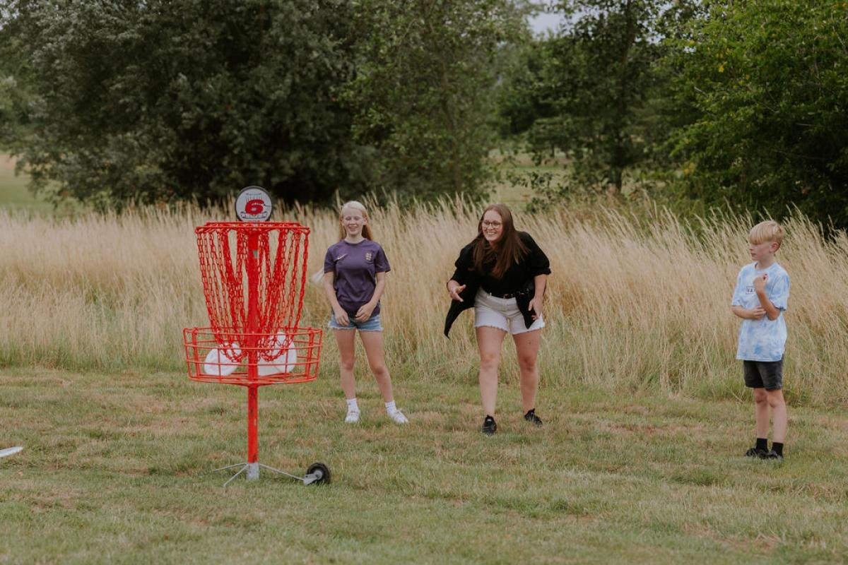 New disc golf course opens to public in Swindon