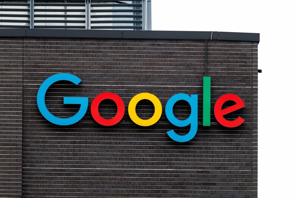 Google Classroom gives teachers an AI feature for quiz questions