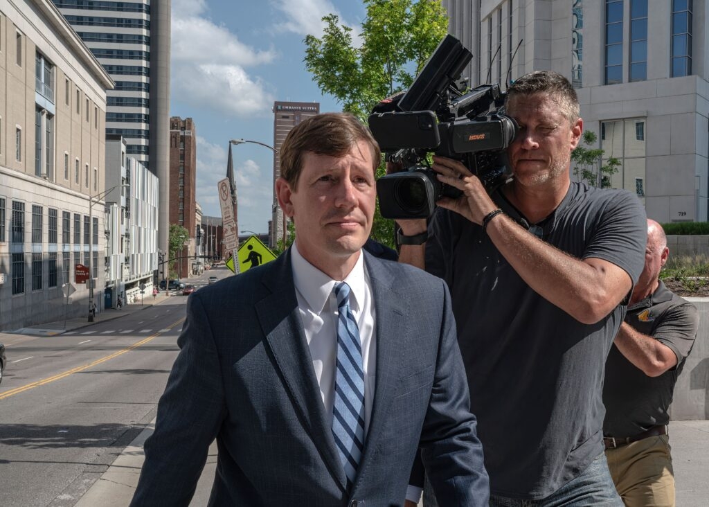 Editor's notebook: Blind justice takes a break in Tennessee with Trump as president