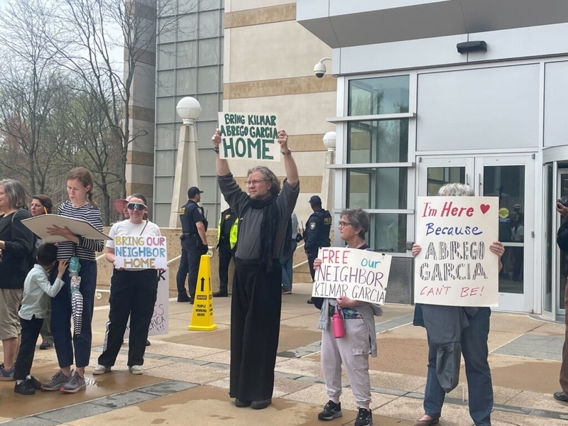Kilmar Abrego Garcia, wrongly deported to El Salvador prison, to face federal charges in Nashville