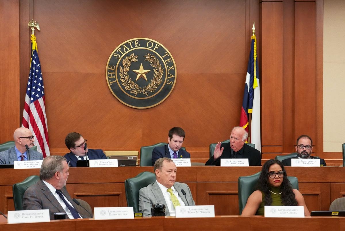Texas is redrawing congressional map for GOP gains, House Republicans acknowledge