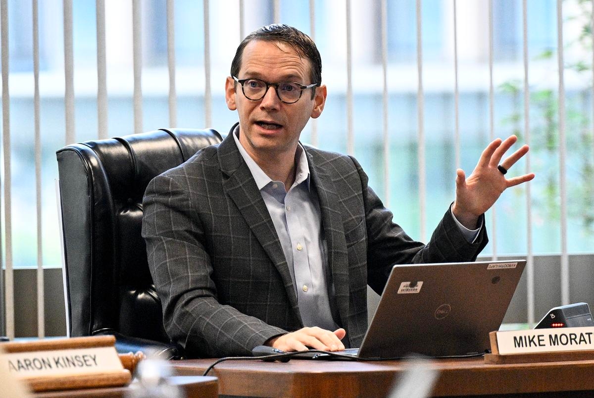Texas Education Agency extends Houston school district takeover through 2027