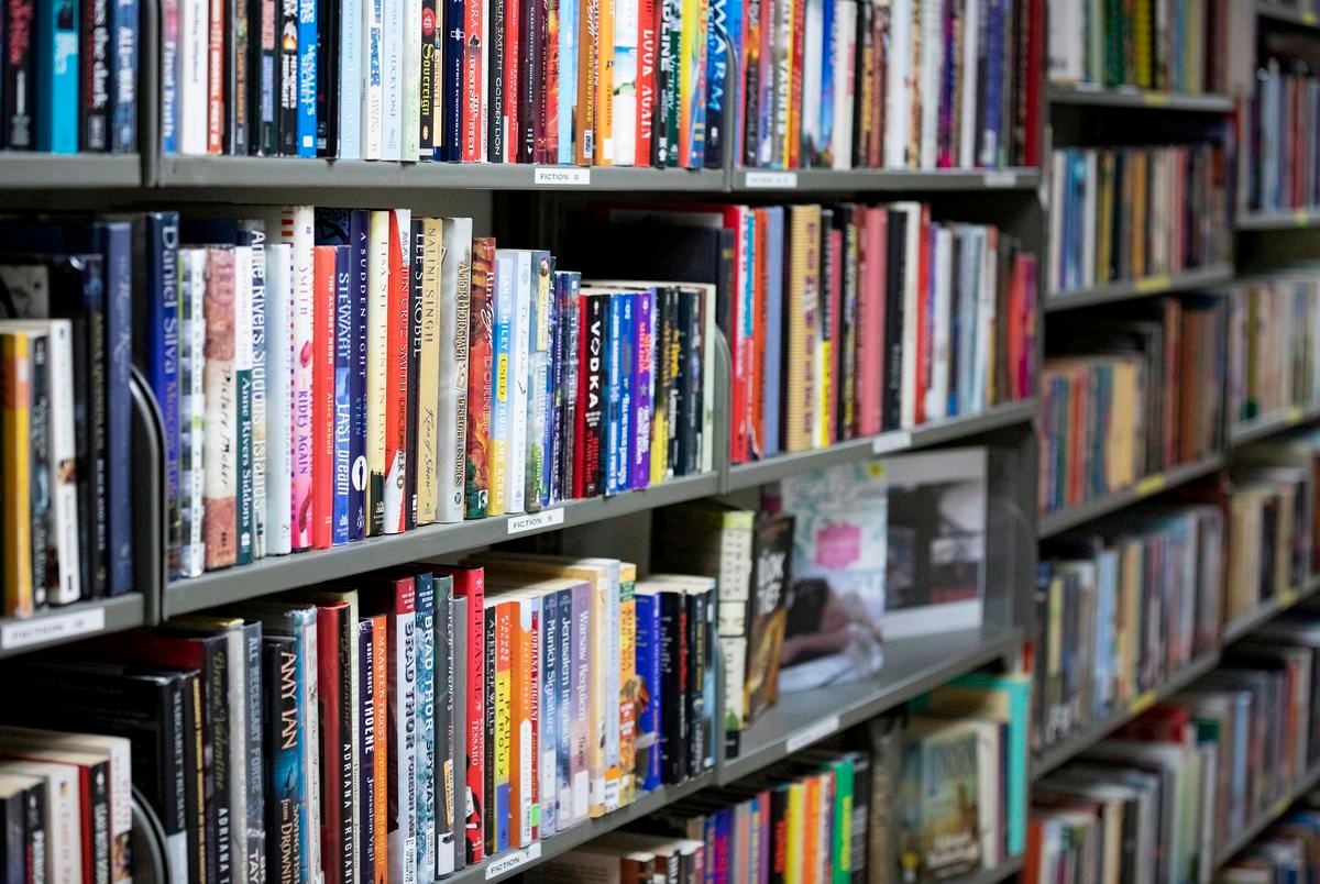 After a sometimes graphic debate, Texas House advances bill limiting kids' access to sexually explicit books in libraries