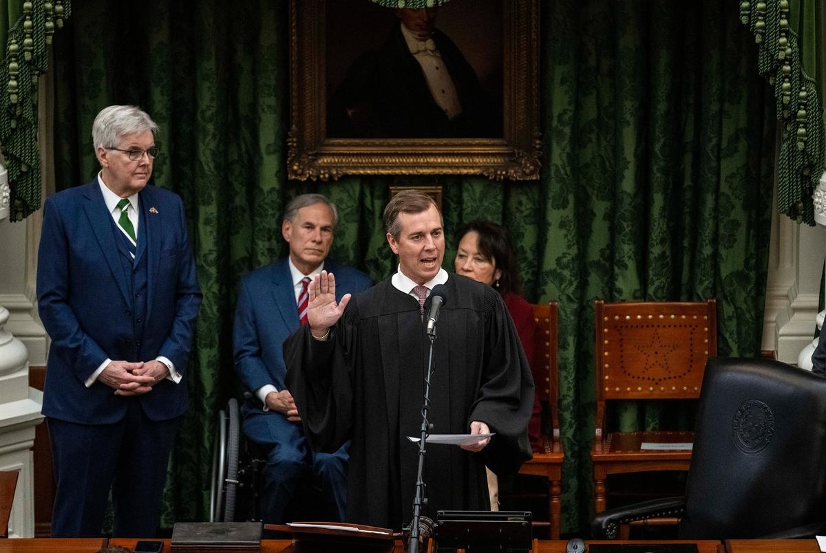 Abbott's bid to expel the House Democratic leader goes to a court filled with his appointees