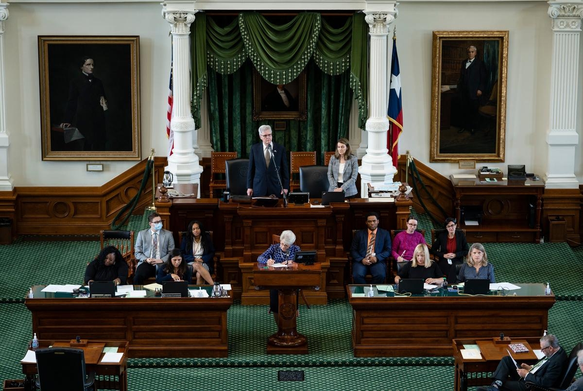 Gov. Greg Abbott sets Nov. 4 special election for open state Senate seat