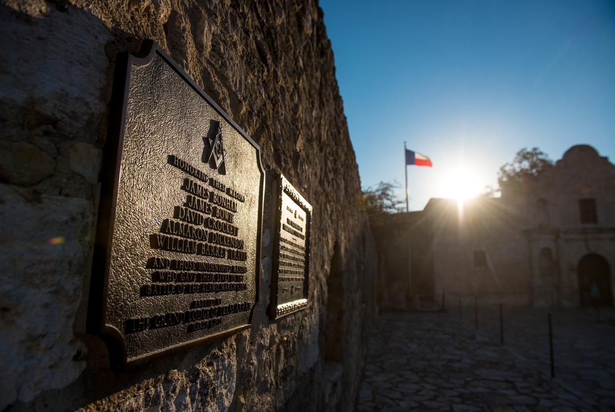 It's 'Texas Time': Legislature OKs permanent daylight saving time, but Congress must also act