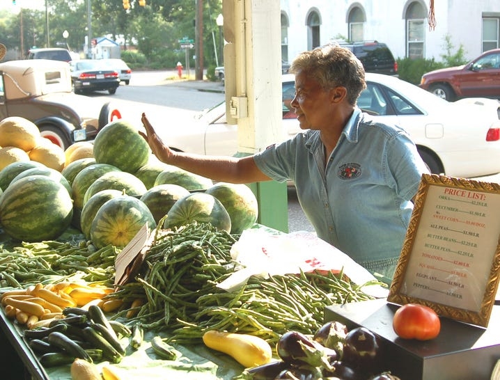Get your fresh fruits and vegetables at an Augusta area farmers market. See our list.