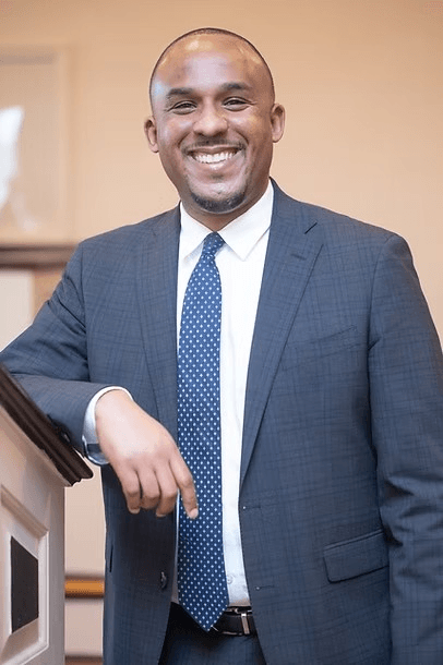 State prosecutor blocked by Hyde-Smith for judgeship may challenge her in 2026 Senate Race