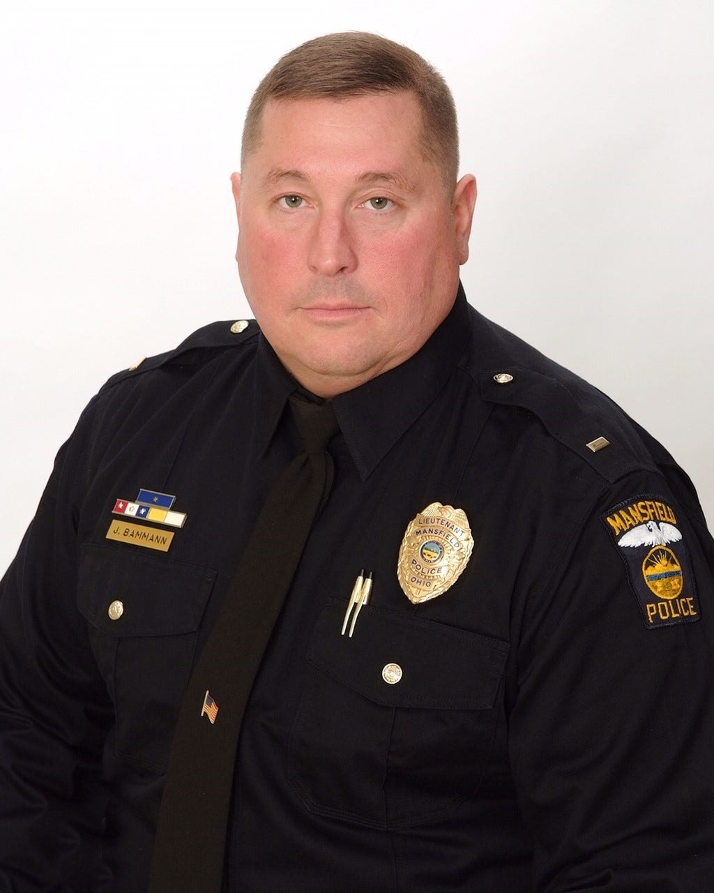 Police chief: Child dies after being left in hot car in Ohio
