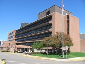 LPNs, surgical techs at Coshocton Regional ratify first contract
