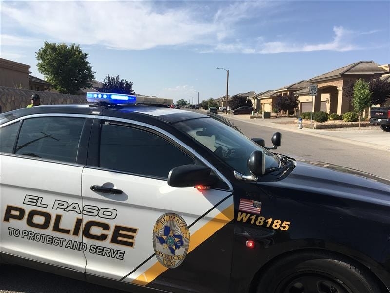 El Paso police officer wounded, shooter killed in gunfight at Upper Valley home