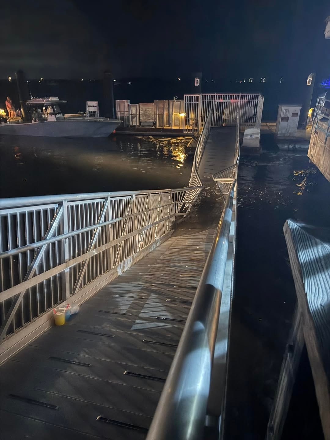 Another Sapelo Island? Fernandina gangway collapses during 4th of July fireworks