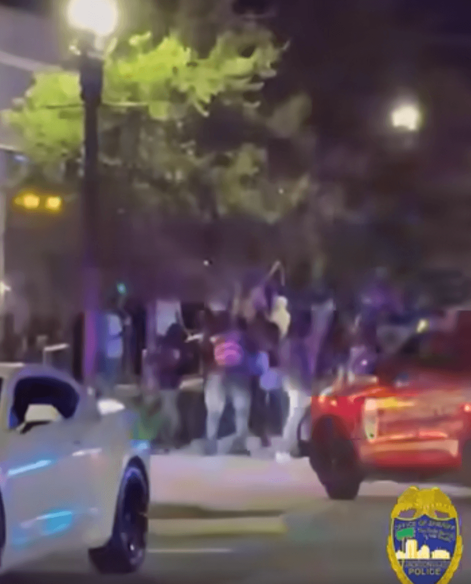 Jacksonville police disperse 600-700 juveniles at planned downtown takeover; what we know