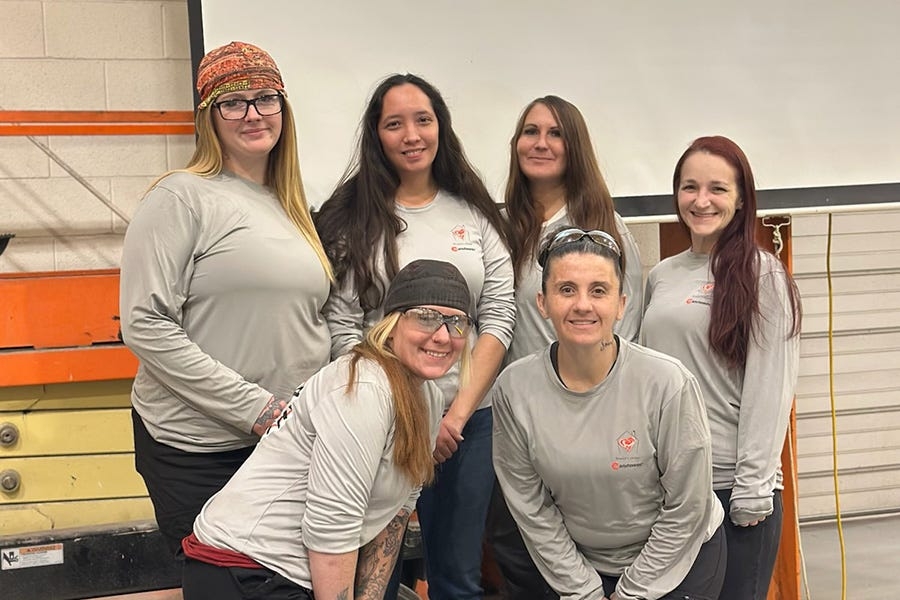 Manitowoc launches limited-edition shirt to benefit Brooke's House