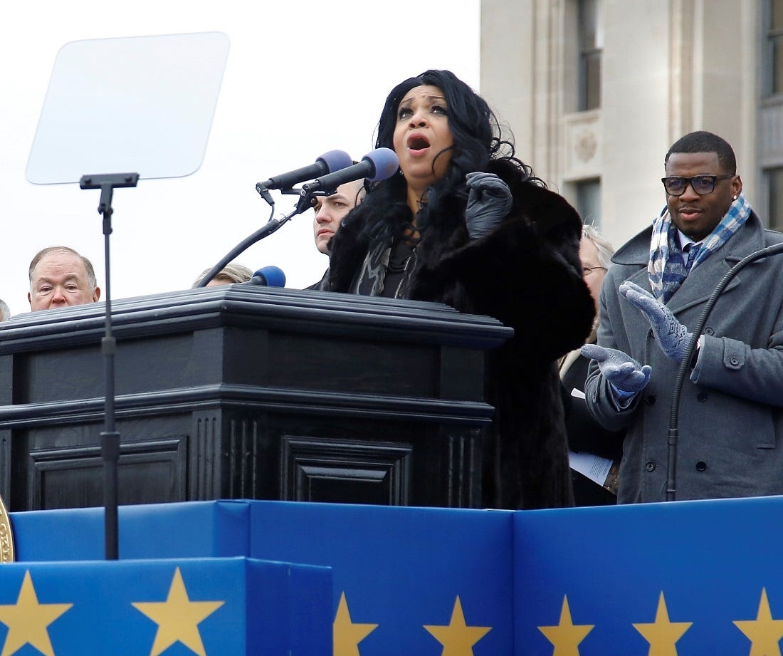 Bill Clinton, Leona Mitchell to have roles during memorial service for George Nigh