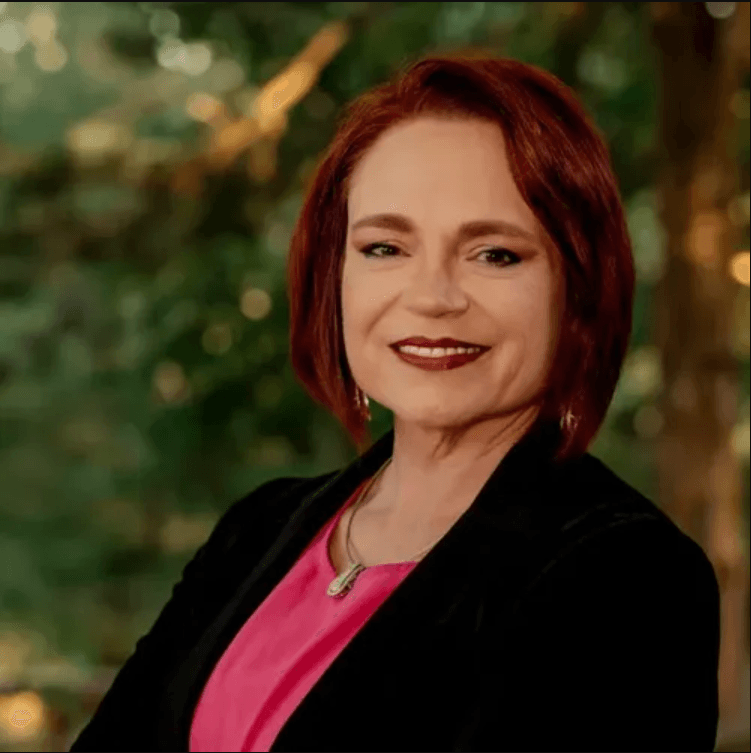 Stacy Rogers says she's taking a grassroots approach in gubernatorial campaign