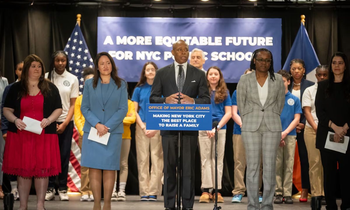 Eric Adams Expands Reading, Math Curriculum Mandates to All NYC Middle Schools
