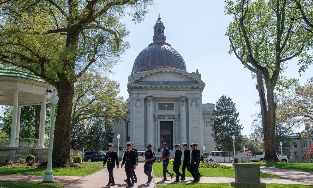 Naval Academy Reinstates Hundreds of ‘DEI' Books