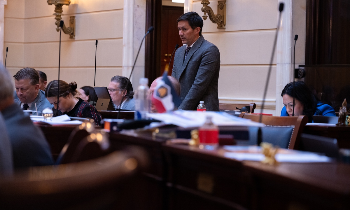 Utah Bill to Ban Teachers Unions From Collective Bargaining, Meeting in Schools