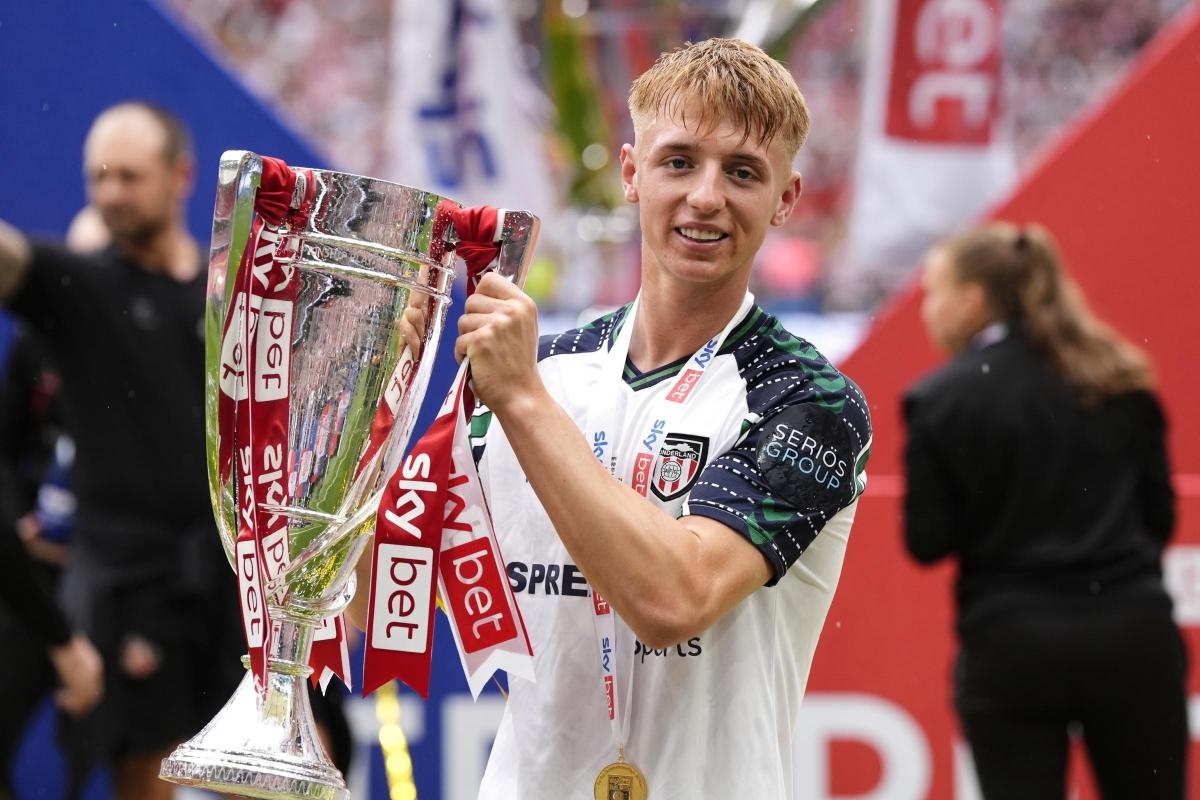 £10m winger on board with Albion as transfer window opens