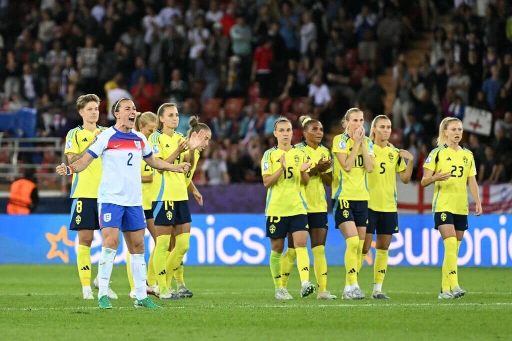Sweden 2 England 2 (2-3 on pens) – Lucy Bronze leads Lionesses to Euros penalty glory