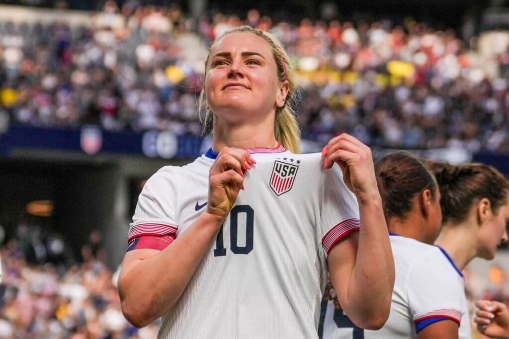 USWNT captain Lindsey Heaps says salary cap issue to blame for NWSL departures