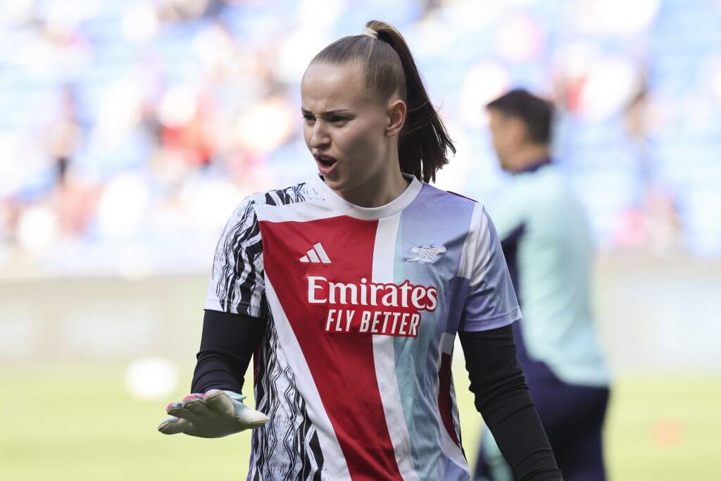 Daphne van Domselaar: How crosswords became a vital part of Arsenal's pre-match preparations