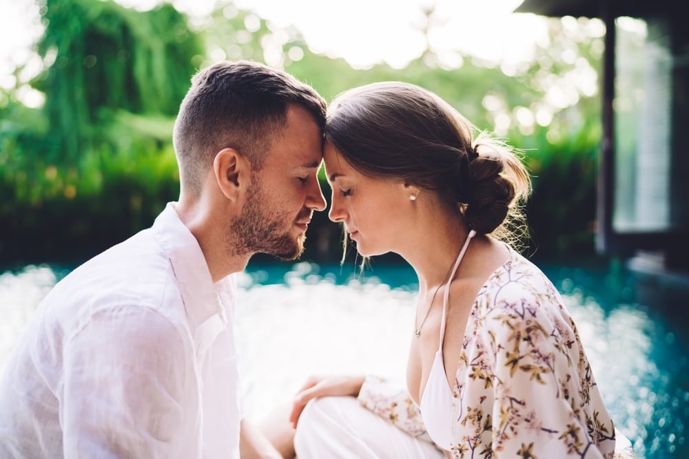 15 Ways Your Anxious Attachment Style Scares People Off