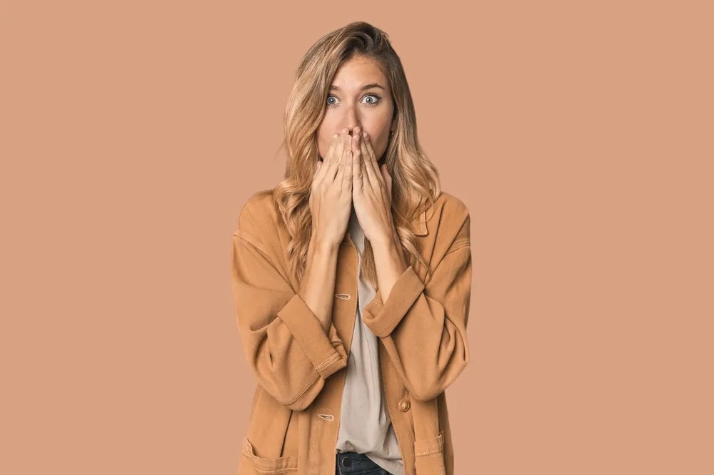 17 ‘Nice' Gestures That Are Secretly Signs Of Disrespect