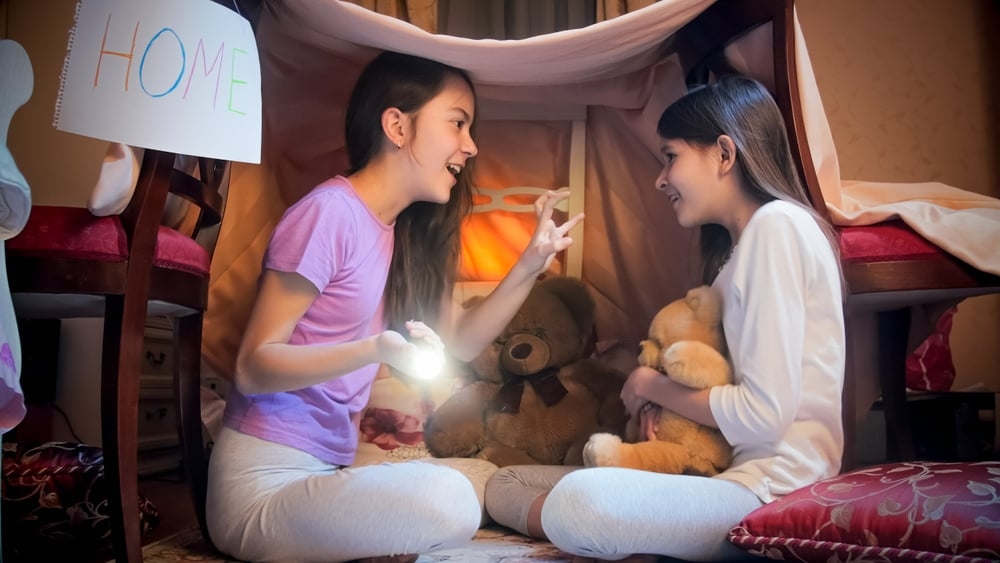 15 Reasons You Regress Into A Teenager Just By Going Home