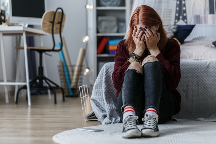 Why Some People Feel Lonely Even With A Strong Group Of Friends