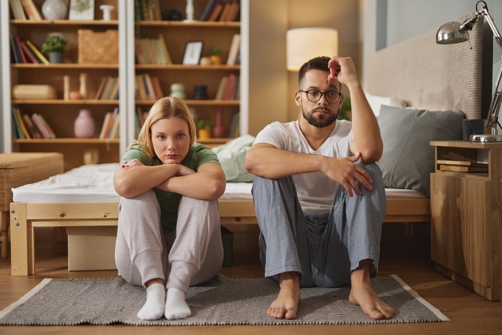 15 Signs You've Settled In Your Love Life Out Of Fear