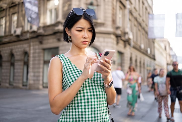 14 Signs A Partner Is Trying To Phase Their S.O. Out Of Their Life
