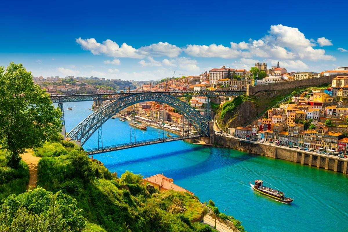 Anyone travelling to Portugal issued warning over ‘illegal' device usage