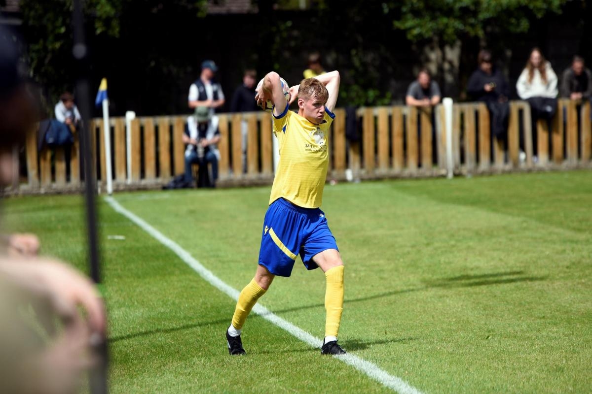 LR share spoils with Maine Road side