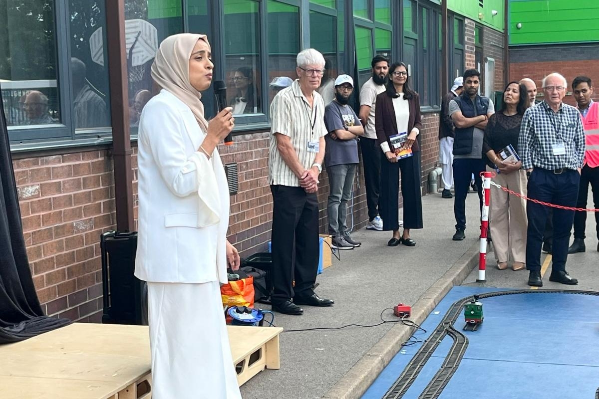 Daubhill celebrates historic railway link with community festival