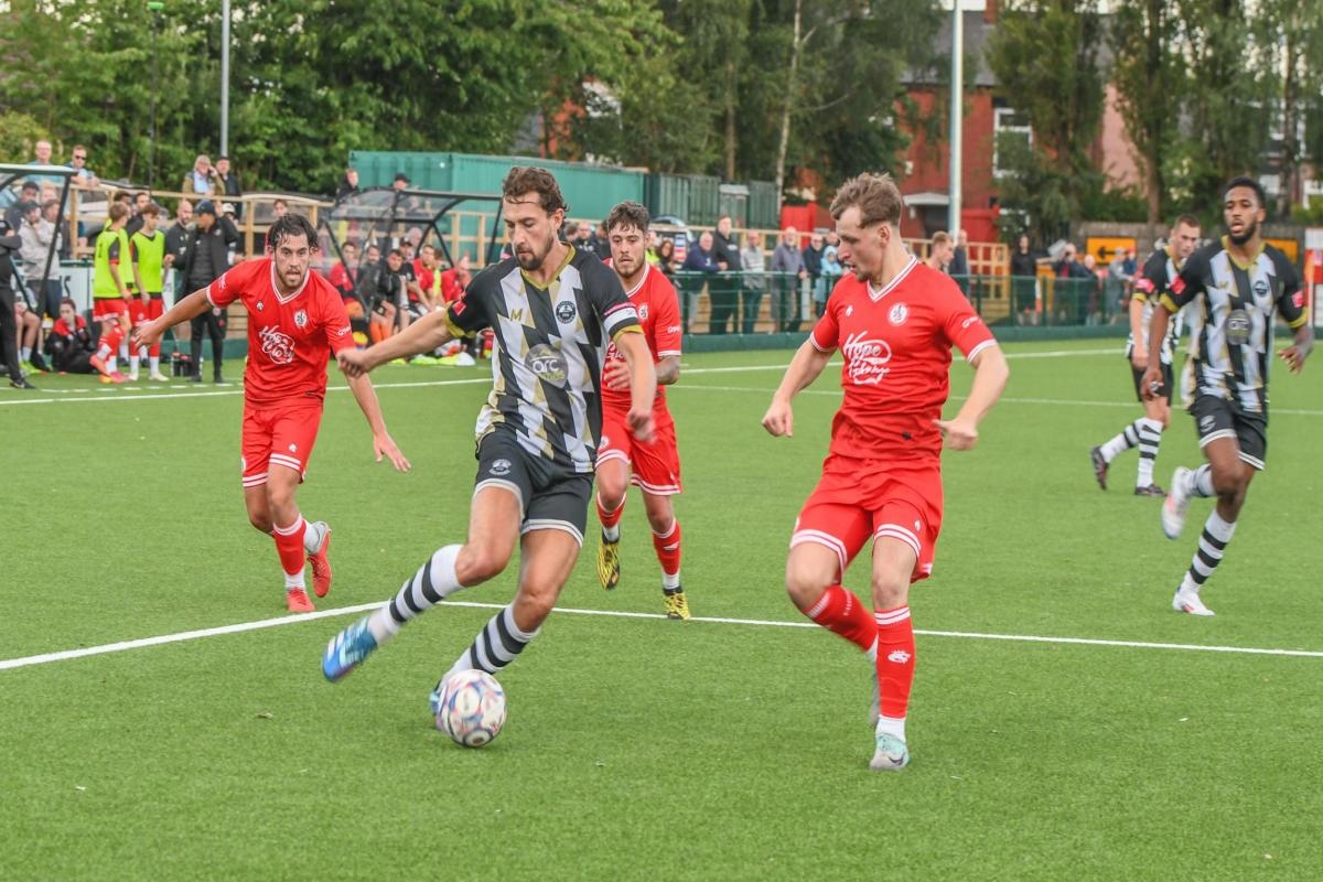 Late goal sees Atherton Colls beaten at Chadderton