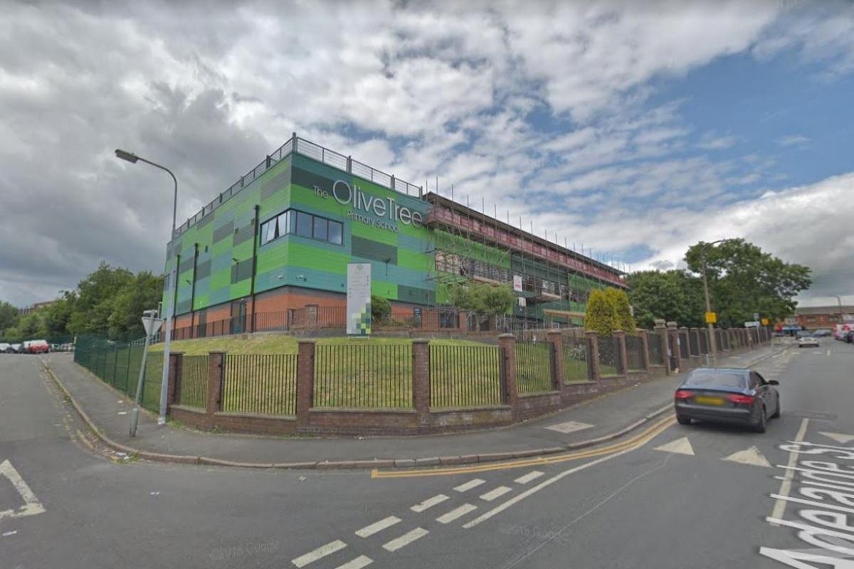 Primary school closed today following major fire nearby