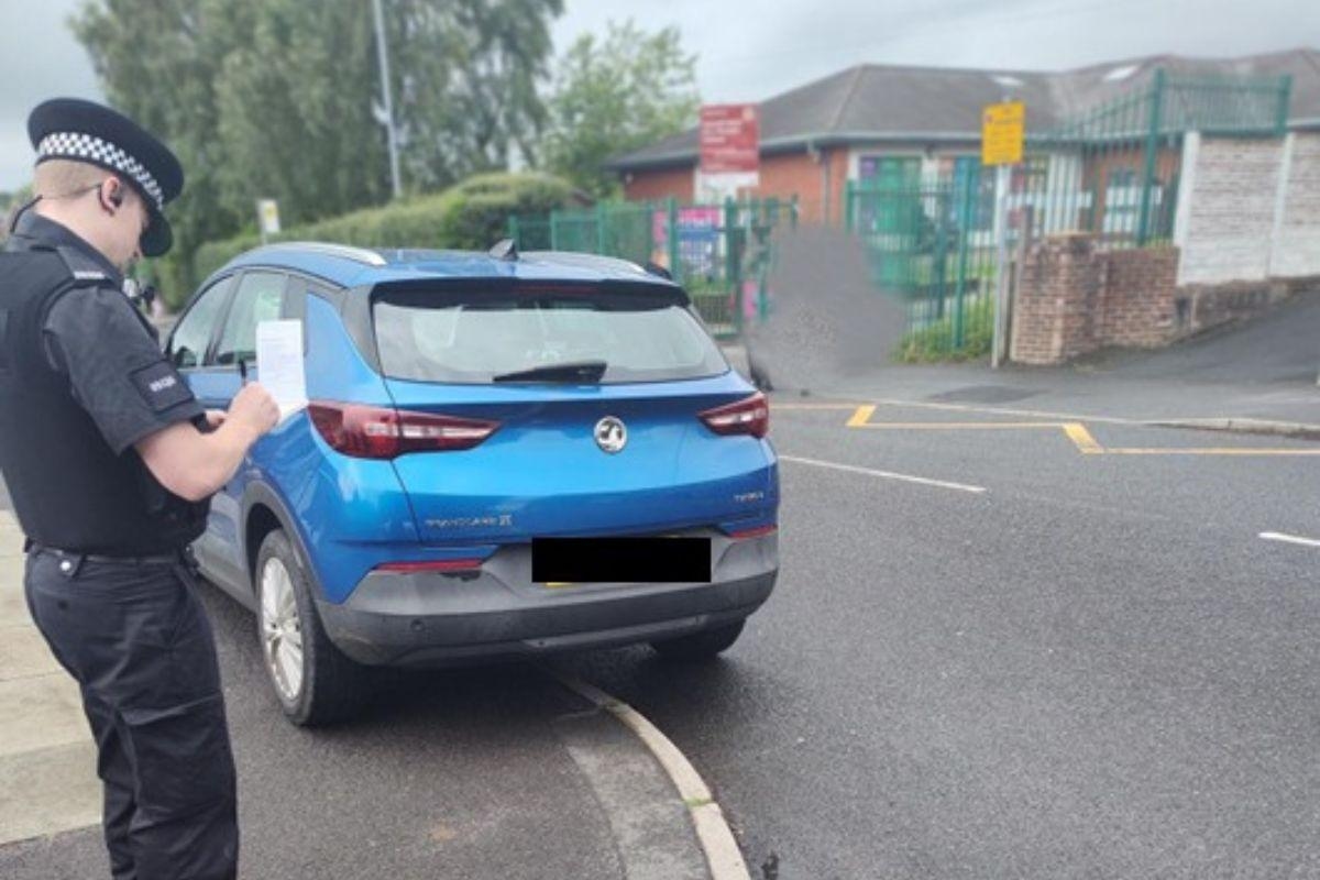 Five tickets given to drivers parked dangerously at school pick up time